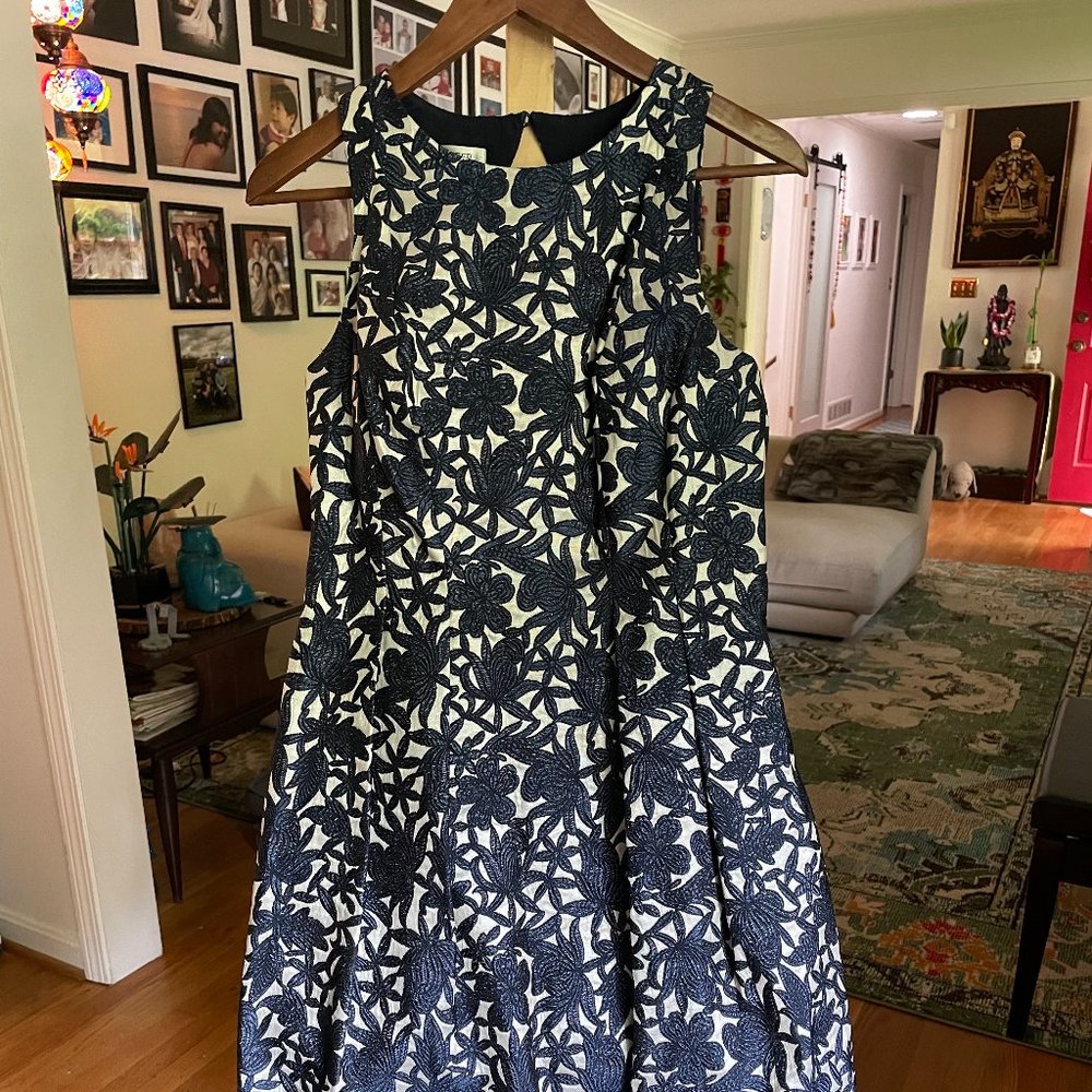 Kay Unger Blue Silver Floral Embroidered Cocktail Dress SZ ^